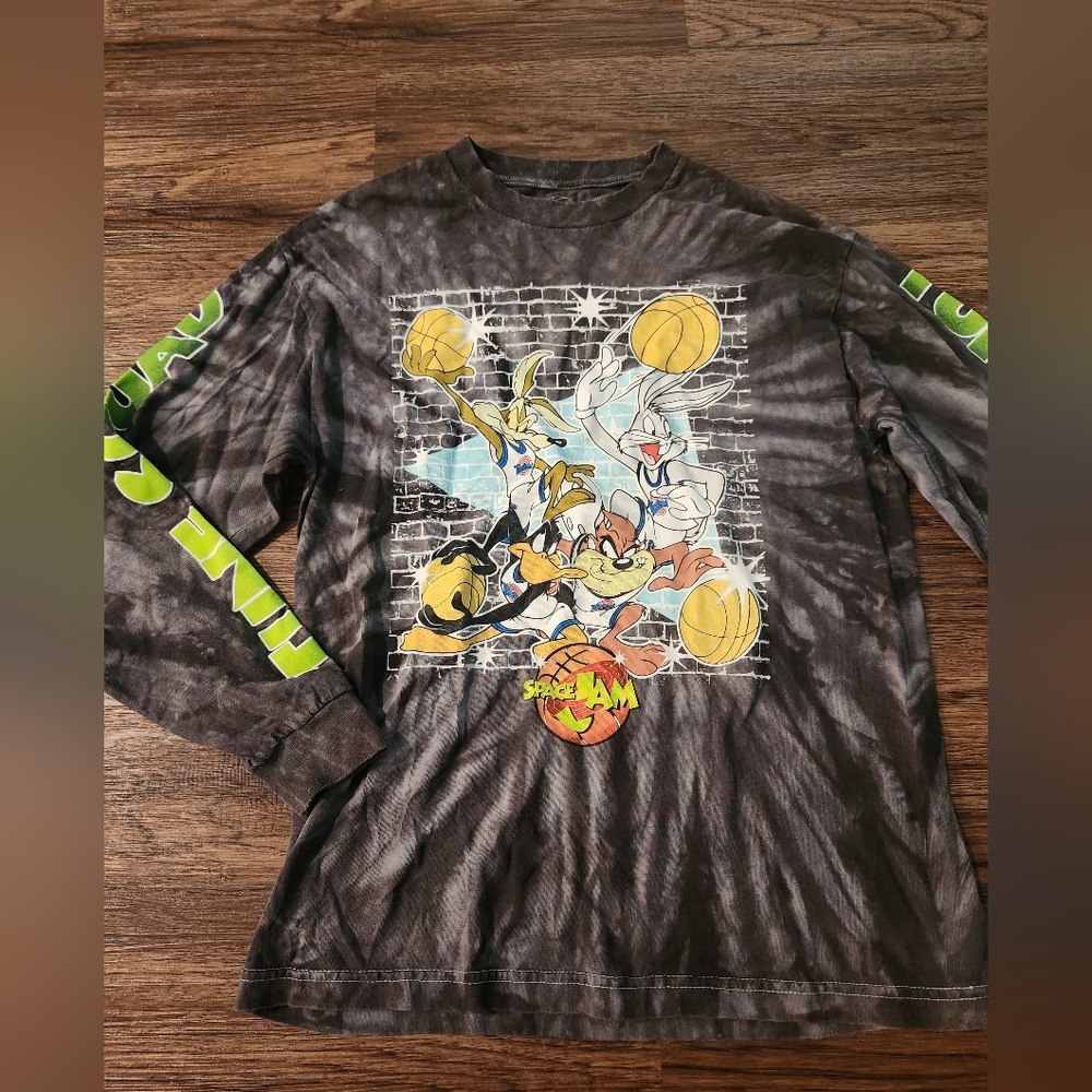 Tune squad long sleeve